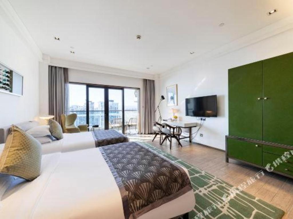 Rock Platinum Sea View Hotel Sanya Exterior photo
