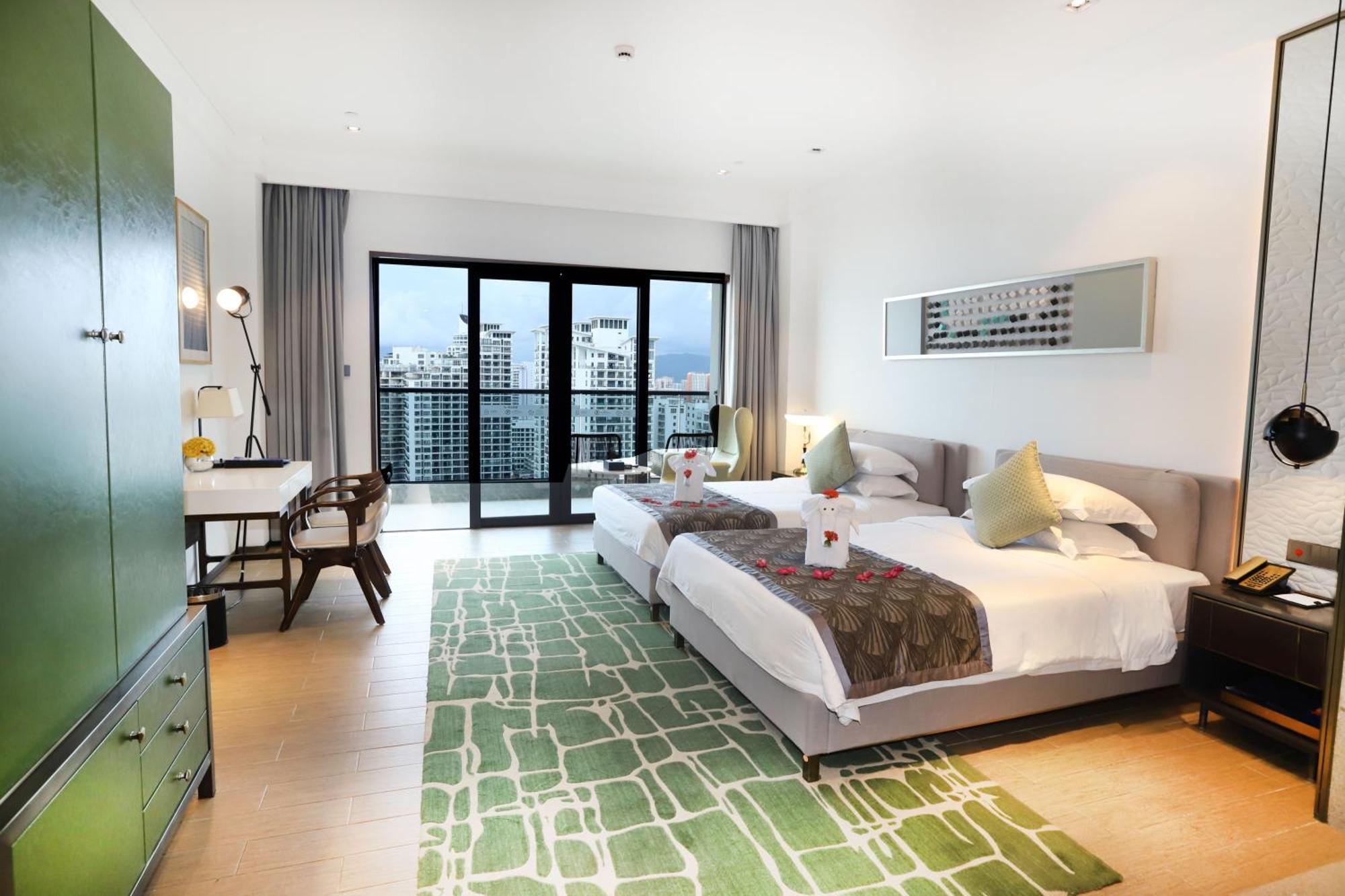 Rock Platinum Sea View Hotel Sanya Exterior photo
