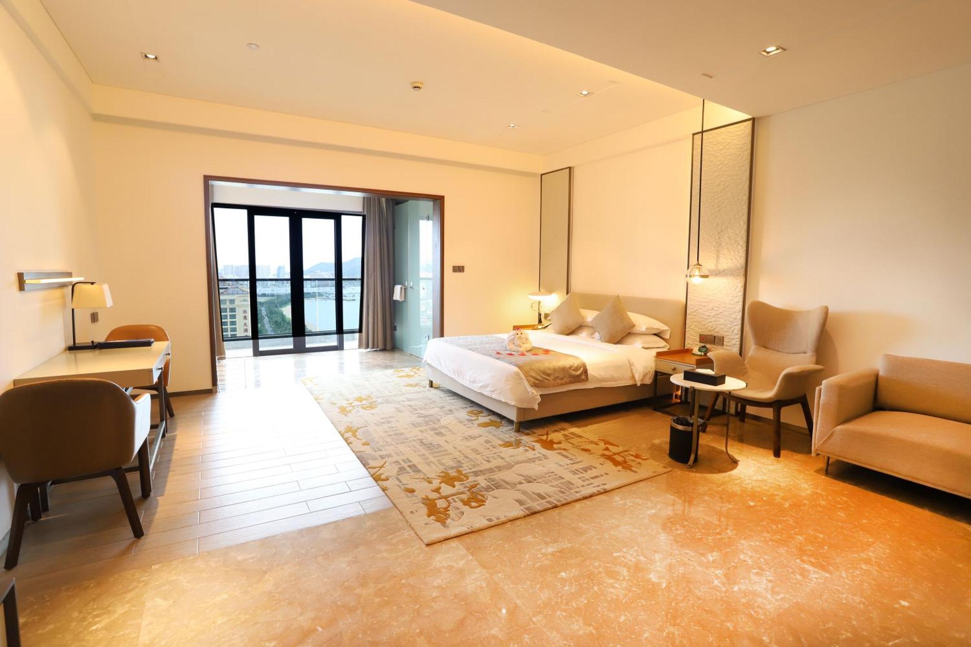 Rock Platinum Sea View Hotel Sanya Exterior photo