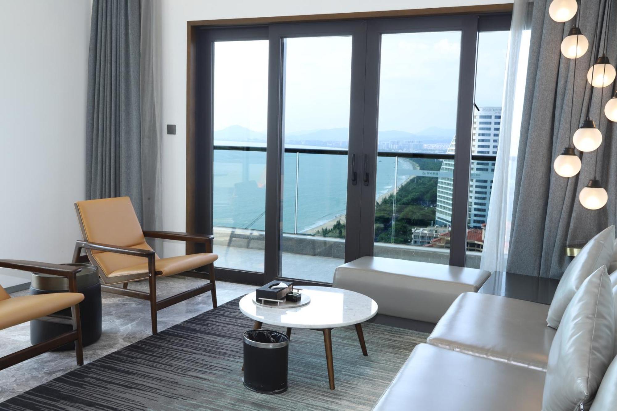 Rock Platinum Sea View Hotel Sanya Exterior photo